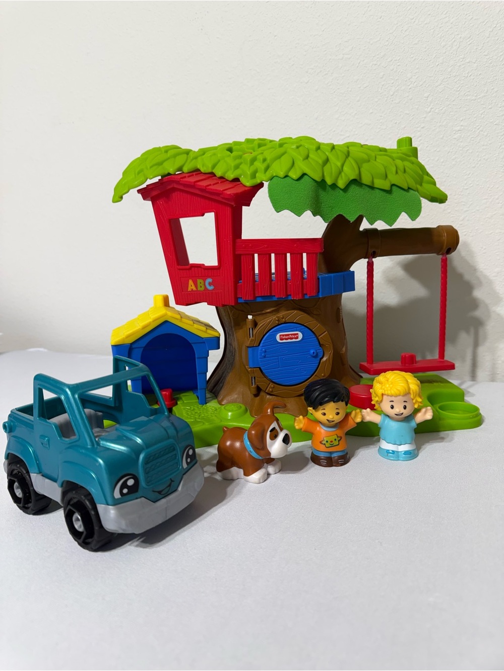 Little People Fisher Price Swing & Share Treehouse W/ Three Figures + Truck